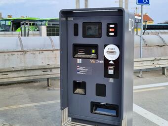 Pay station