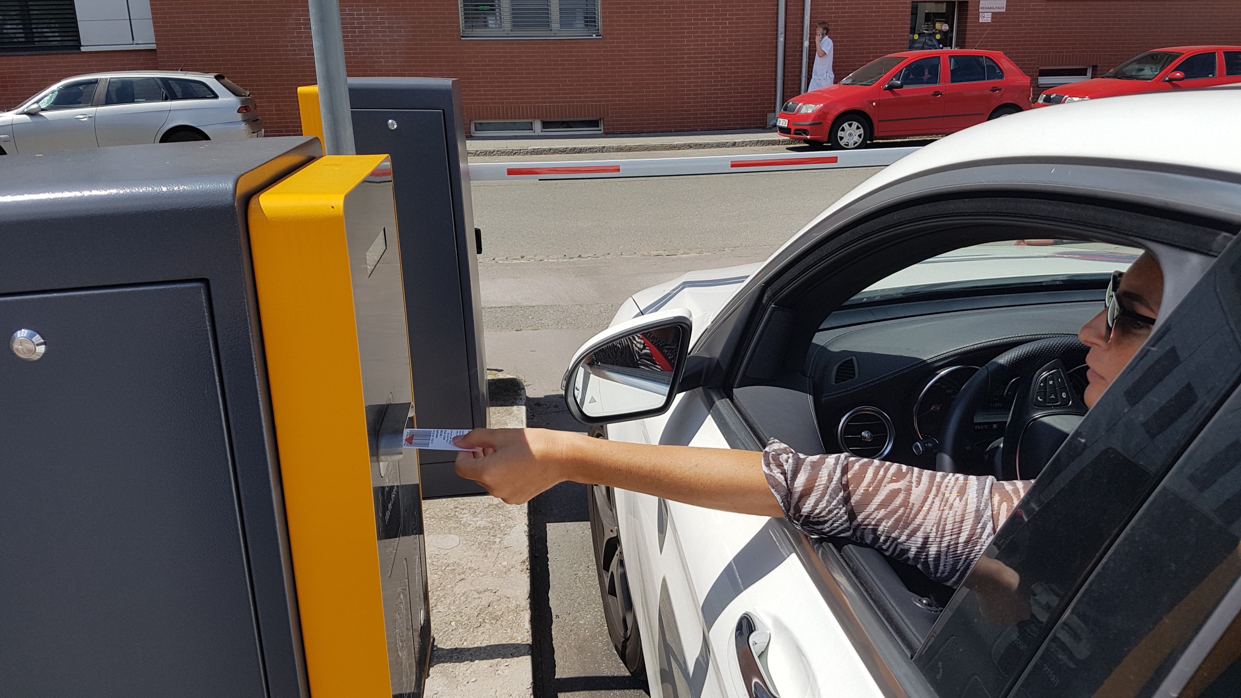 Entry terminal / Exit terminal AS Parking Car Park Technology