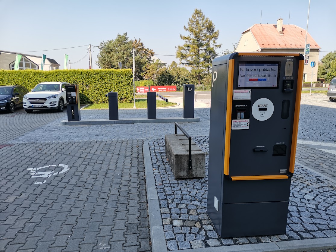 https://www.asparking.cz/data/katalog/produkty/3-platebni-parkovaci-automat_r5.jpg