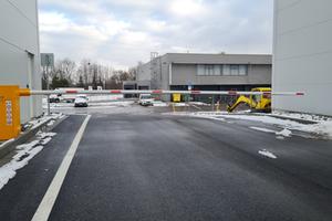 Závora RB53 se hodí především do průmyslových objektů