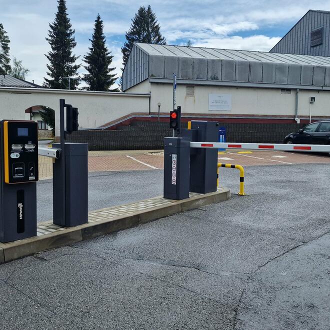 Automatic barriers to the parking lot of OREA Resort Devět Skal