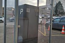 Parkovací automat k platbě kartou u Krajské zdravotní Masarykovy nemocnice v Ústí n. Labem - #3