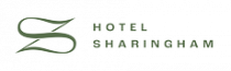 Obousměrná automatická závora s terminálem u vjezdu na parkoviště hotelu Sharingham v Brně