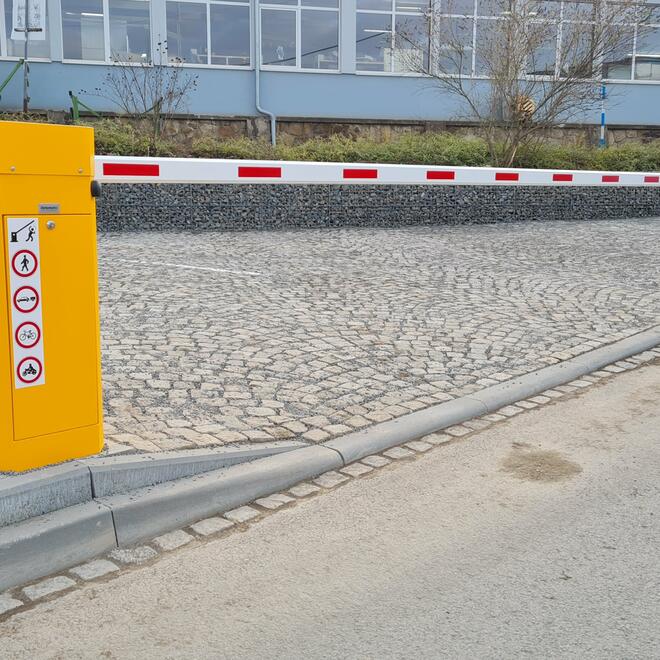 Průmyslová závora RB 48
