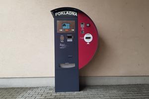 Multi-entry automatic parking system at the hotel